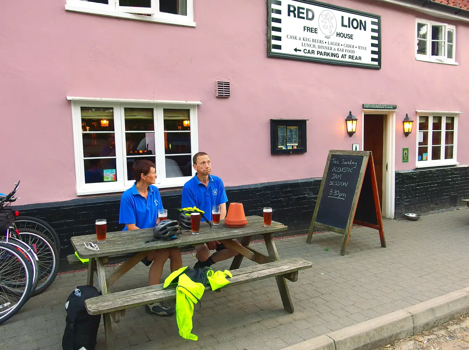 The Red Lion at Kenninghall, from A Trip to Pizza Express, Nepture Quay, Ipswich, Suffolk - 9th August 2013