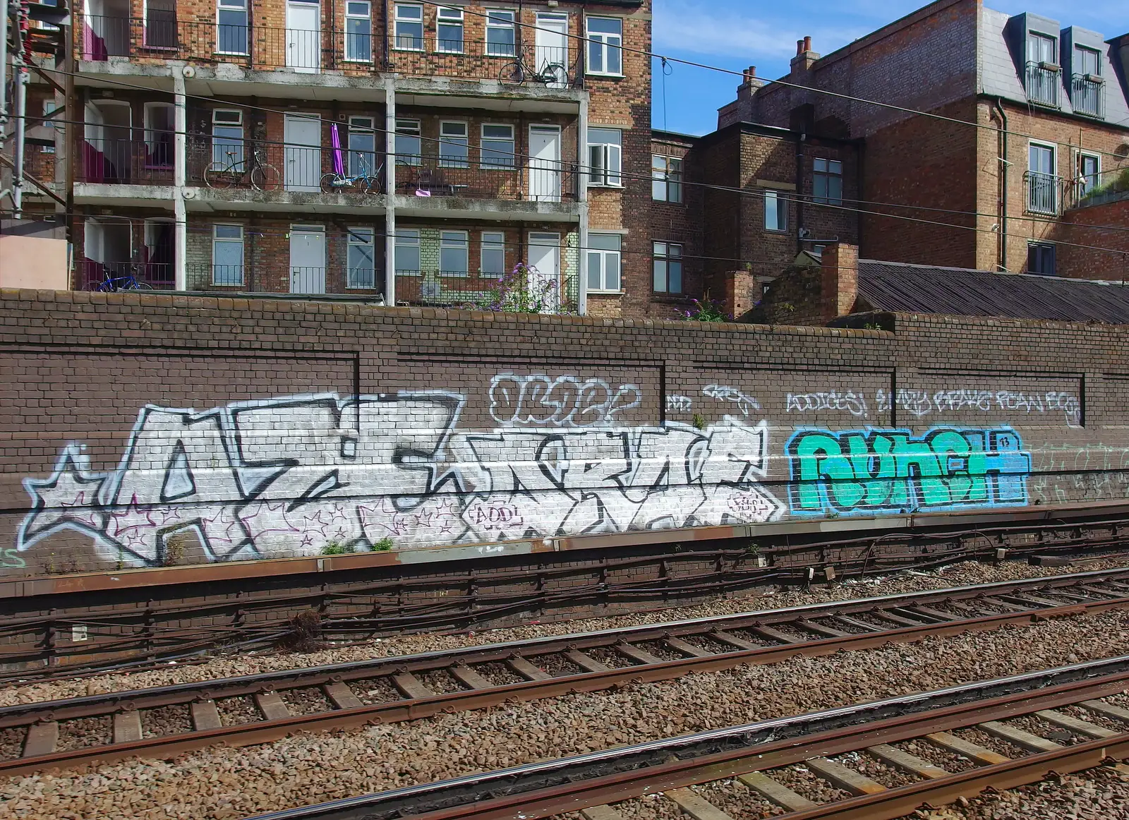 Graffiti near Liverpool Street, from A Trip to Pizza Express, Nepture Quay, Ipswich, Suffolk - 9th August 2013