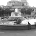 This fountain is only partly foamy, SwiftKey Innovation Day and a Walk around Westminster, London - 16th August 2013