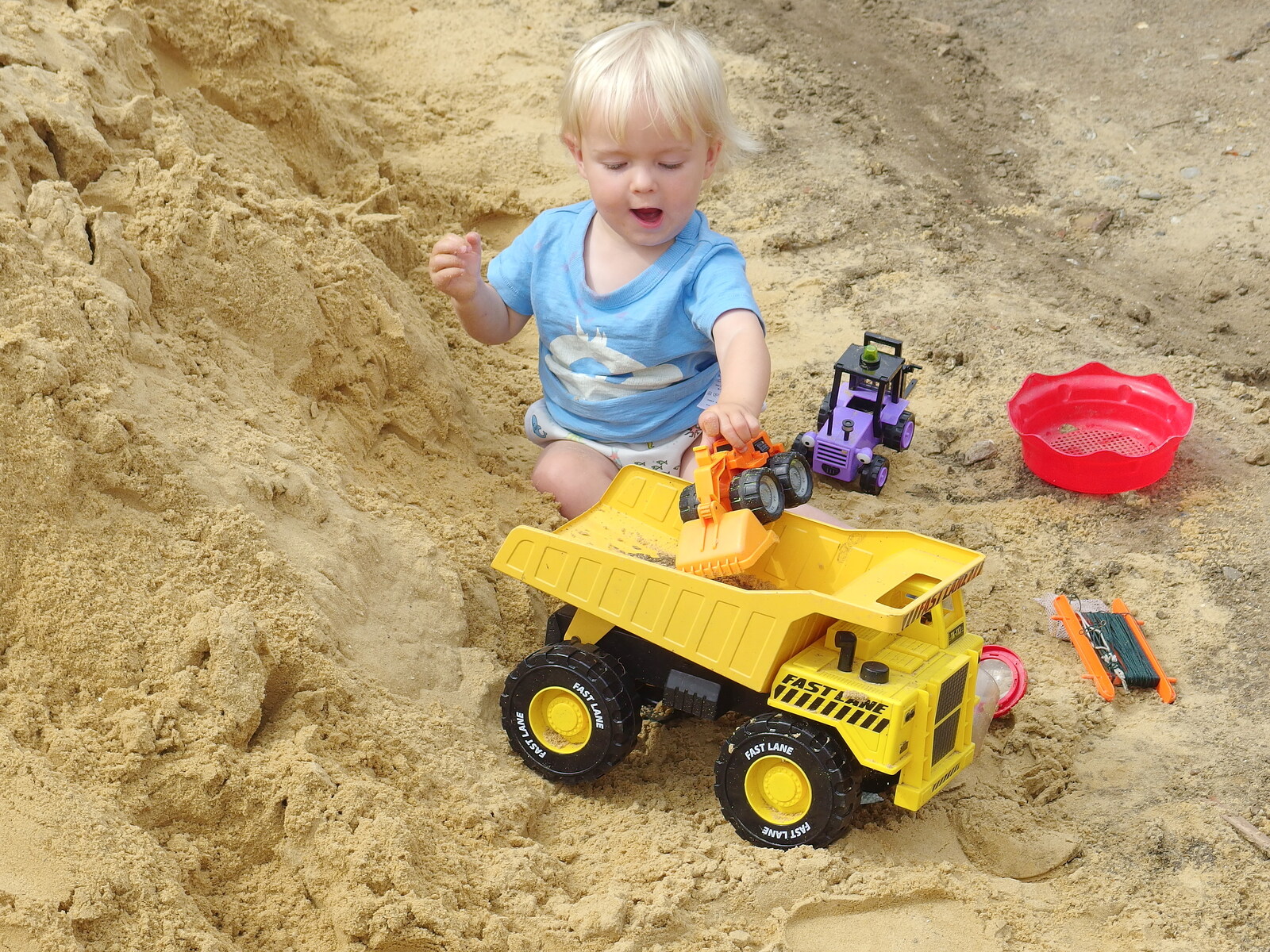 Harry fills a dumper truck up from A Giant Sand Pile, and a Walk at Thornham, Suffolk - 17th August 2013