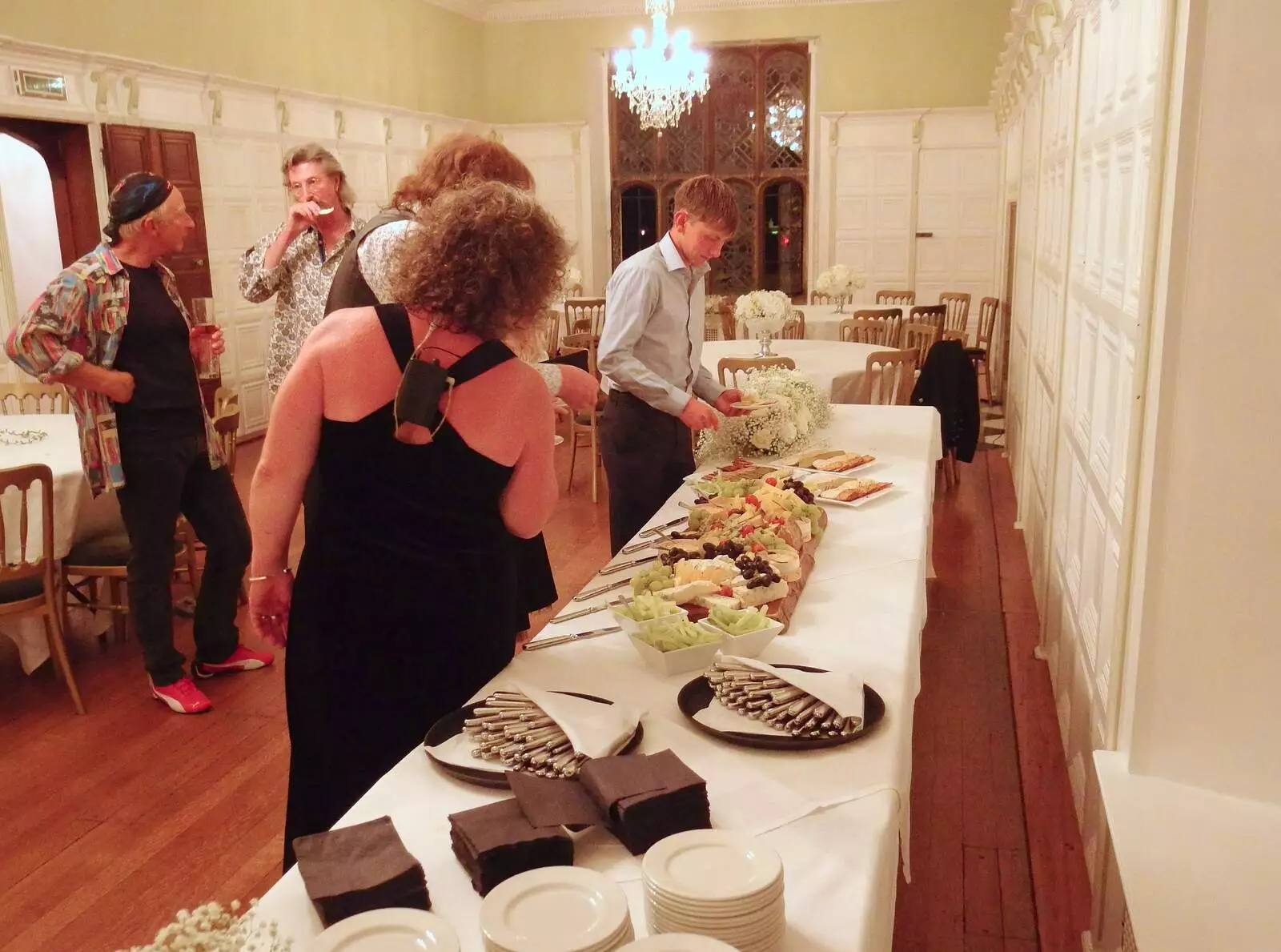 The band hangs around near more food, from The BBs at Hengrave Hall, Hengrave, Suffolk - 18th August 2013