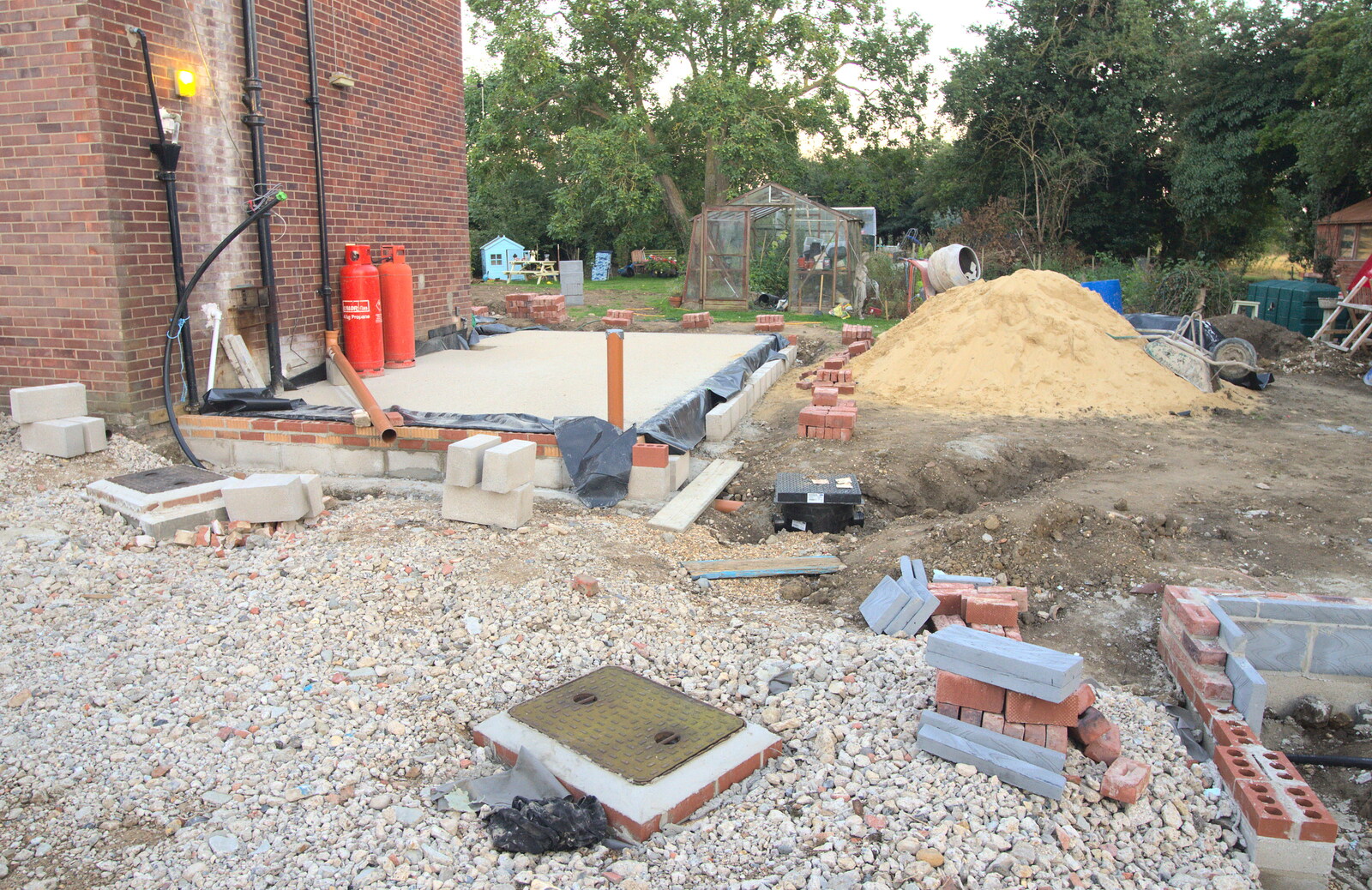 The side extension takes shape from Bressingham Gardens, and Building Progress, Brome, Suffolk - 26th August 2013