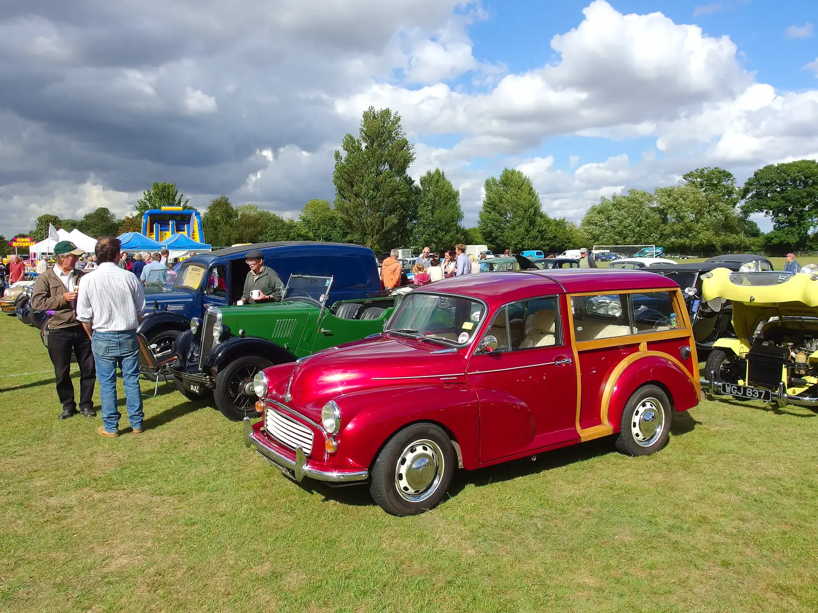 A nice red Morris Traveller, from Stradbroke Classic Car Show, Stradbroke, Suffolk - 7th September 2013