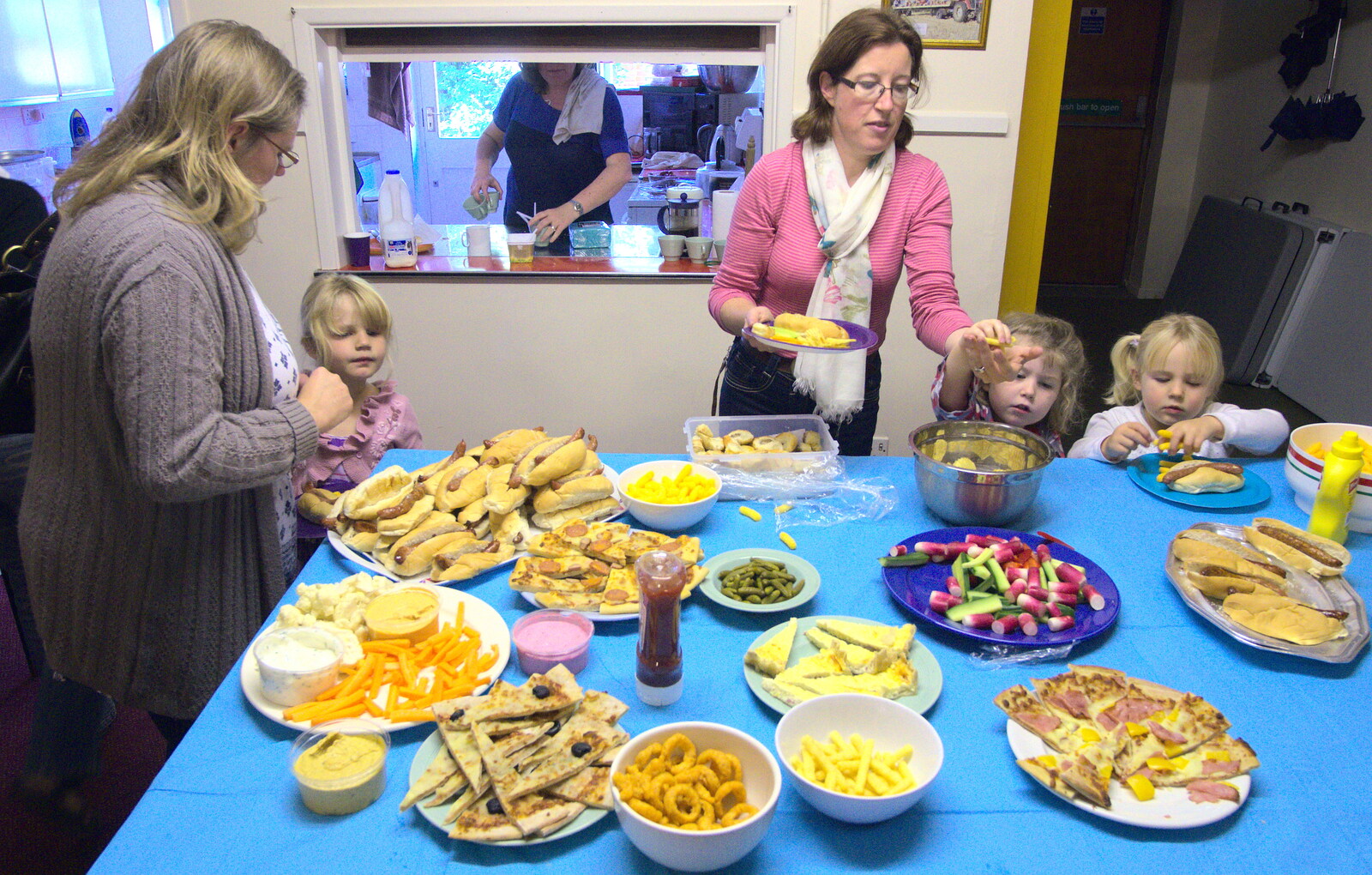 Quality food: cheese puffs, hotdogs and pizza from Fred's Fifth Birthday, The Village Hall, Brome, Suffolk - 28th September 2013