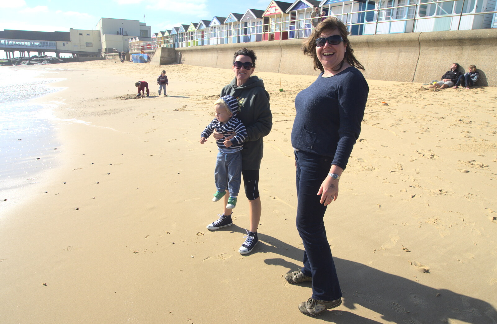 Harry, Evelyn and Sis on the beach from Southwold By The Sea, Suffolk - 29th September 2013