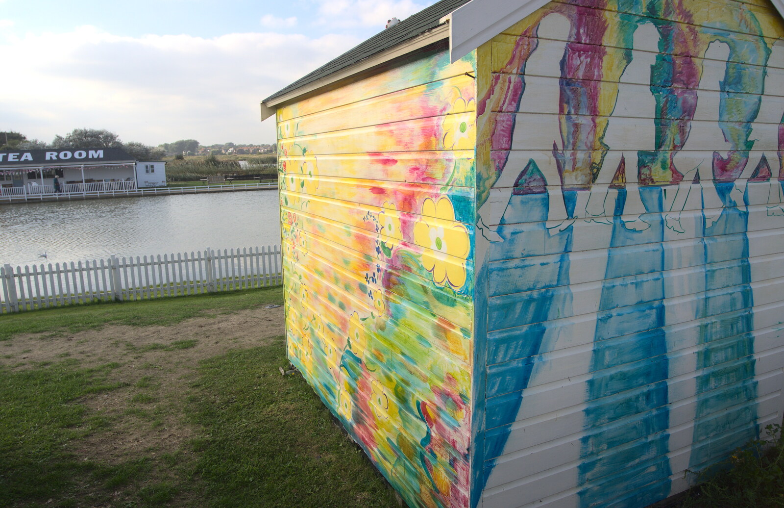 Another painted shed from Southwold By The Sea, Suffolk - 29th September 2013
