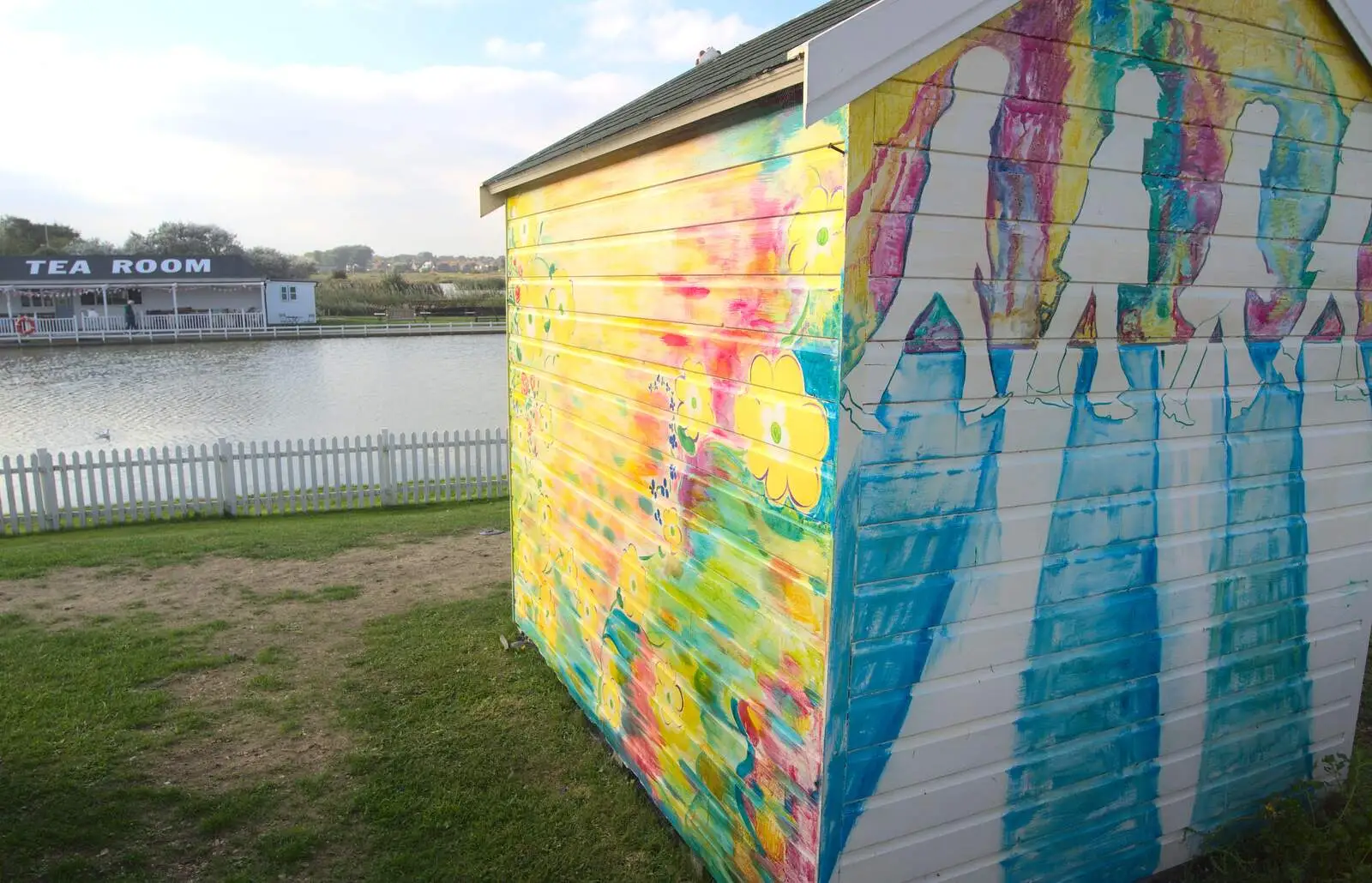 Another painted shed, from Southwold By The Sea, Suffolk - 29th September 2013