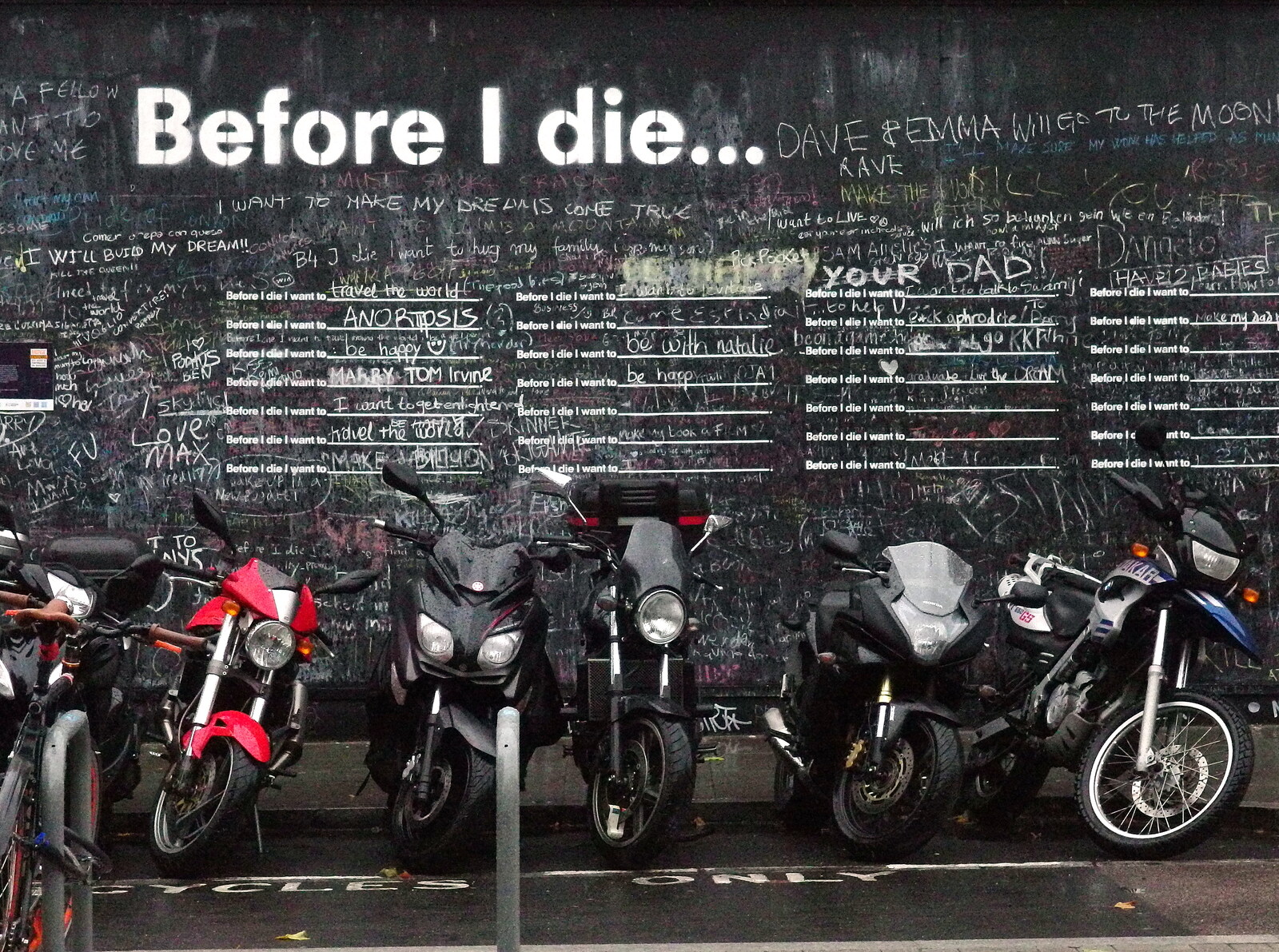 Before I Die suggestions on the wall from A Rachel and Sam Evening, Gwydir Street, Cambridge - 19th October 2013