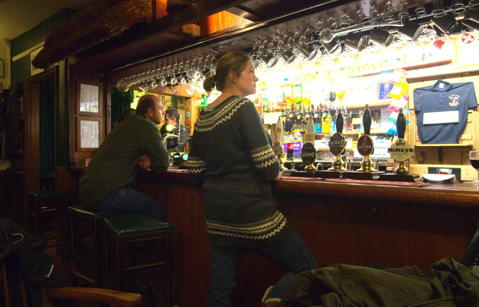 Isobel waits for more beer, from A Few Days in Spreyton, Devon - 26th October 2013