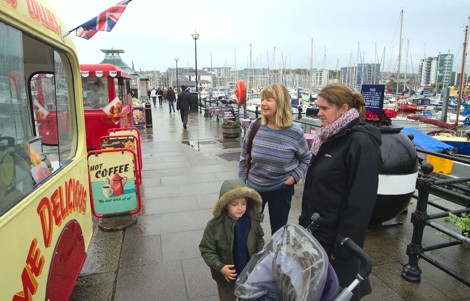 Time for ice-cream, from A Few Days in Spreyton, Devon - 26th October 2013