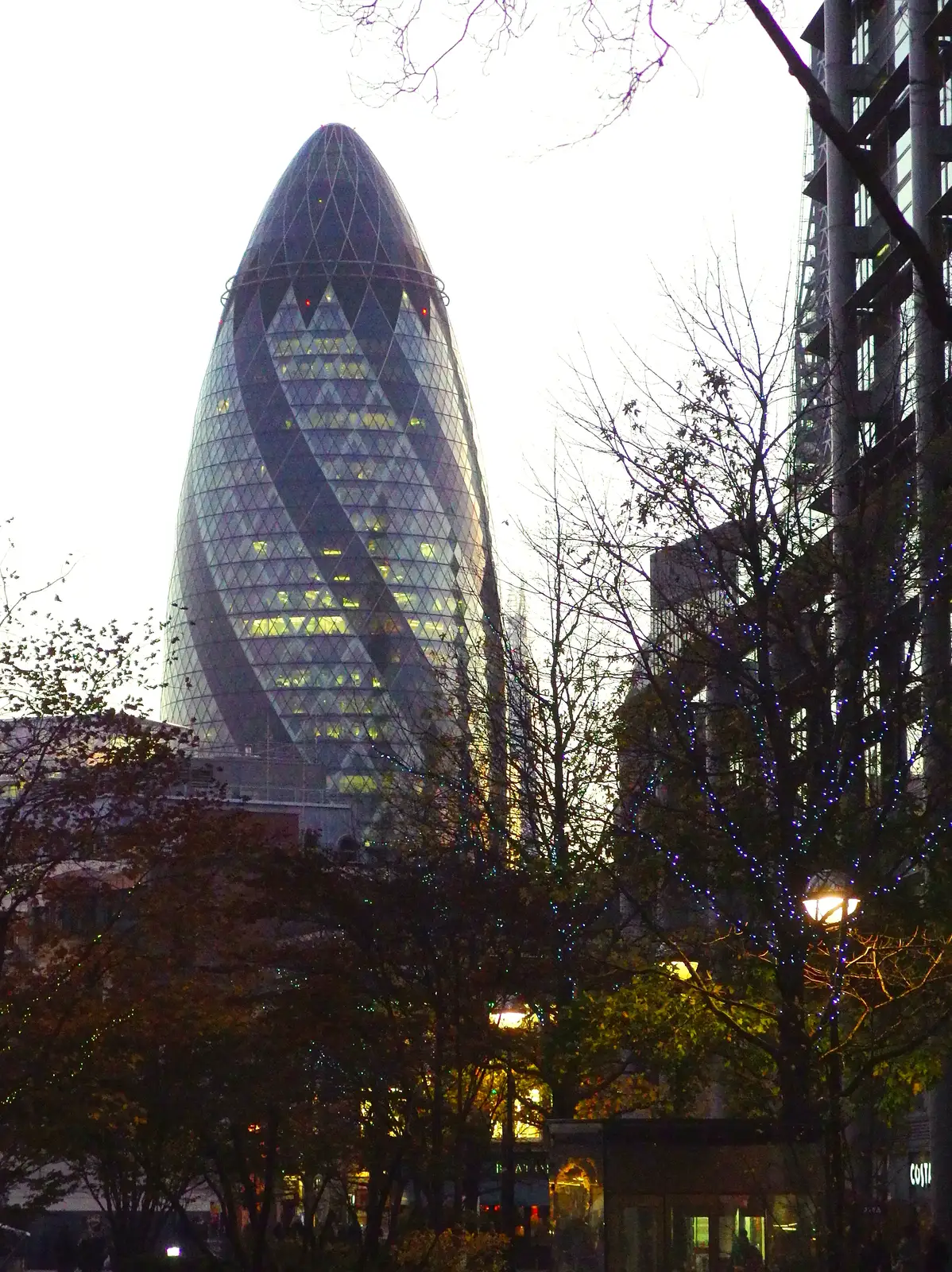 The Swiss Re 'Gherkin', from Lunch in the East End, Spitalfields and Brick Lane, London - 1st December 2013