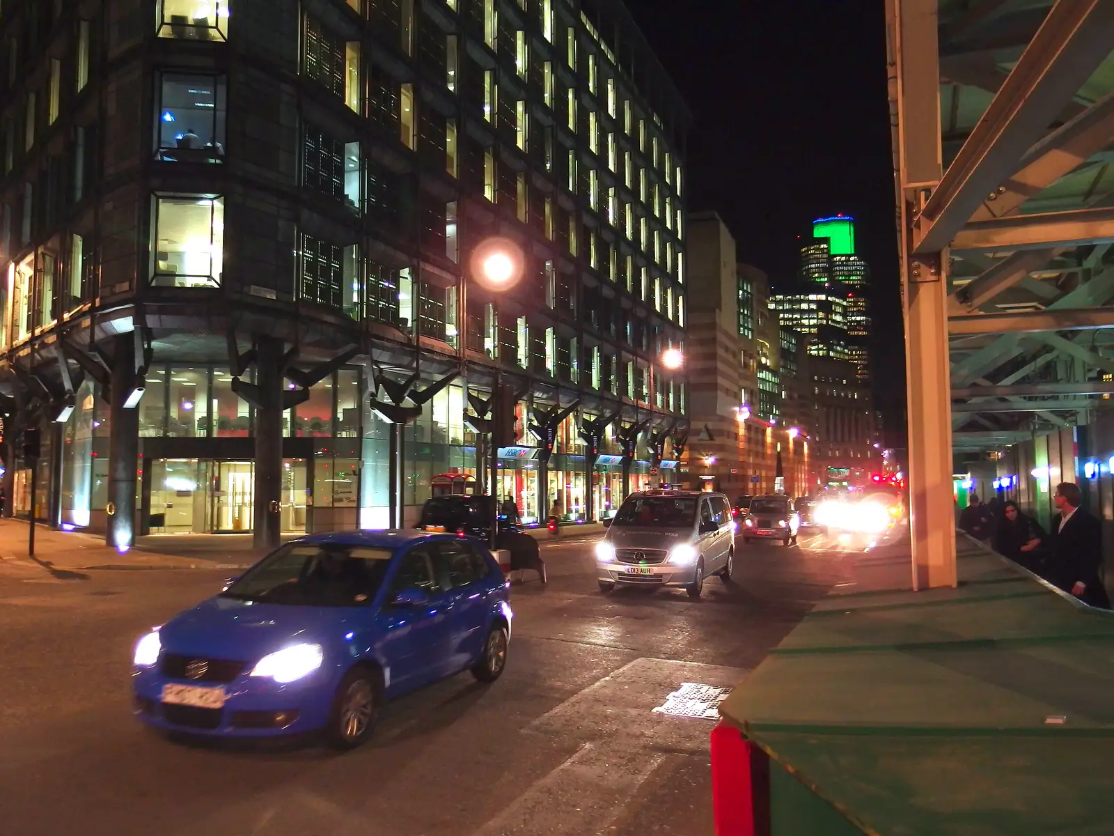 Queen Victoria Street, from SwiftKey's Arcade Cabinet, and the Streets of Southwark, London - 5th December 2013