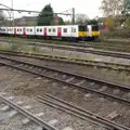 Class 315 'Tin can' commuter trains, SwiftKey's Arcade Cabinet, and the Streets of Southwark, London - 5th December 2013