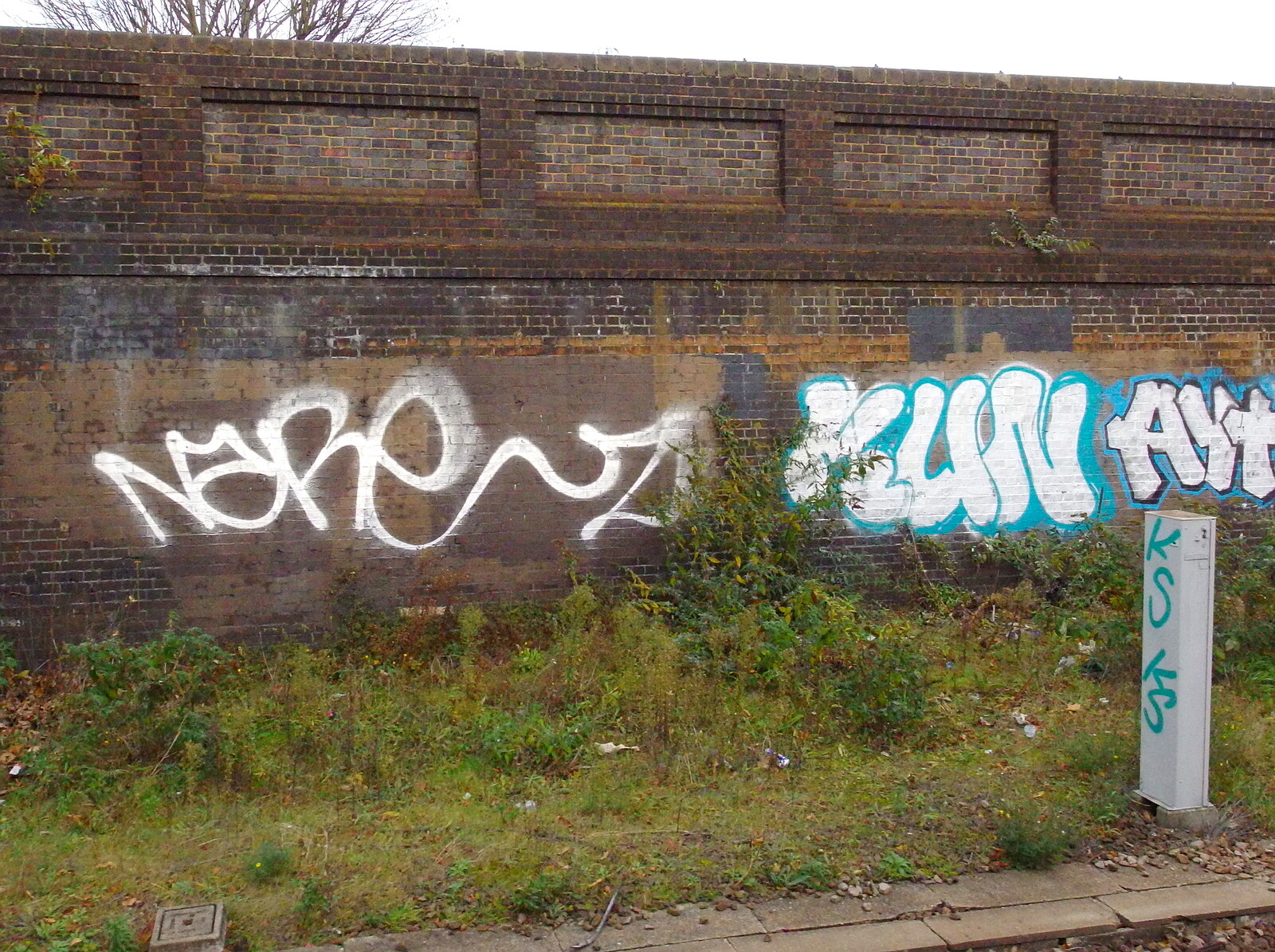 More trackside graffiti from SwiftKey's Arcade Cabinet, and the Streets of Southwark, London - 5th December 2013