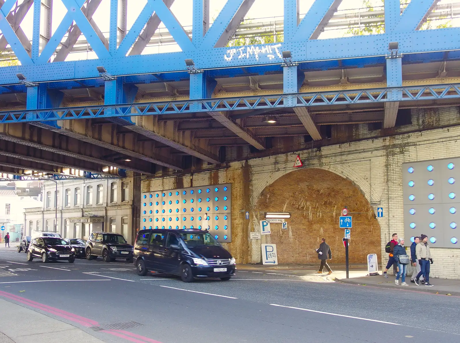 Under the railway bridge by Redcross Way, from SwiftKey's Arcade Cabinet, and the Streets of Southwark, London - 5th December 2013