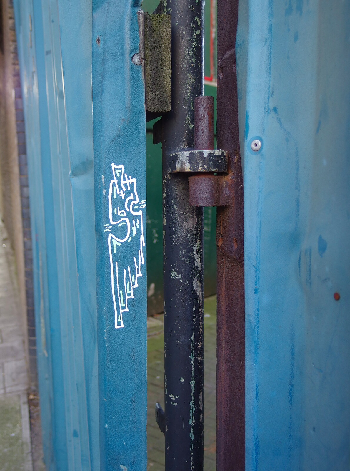 SwiftKey's Arcade Cabinet, and the Streets of Southwark, London - 5th December 2013: A little graffiti detail on a gate