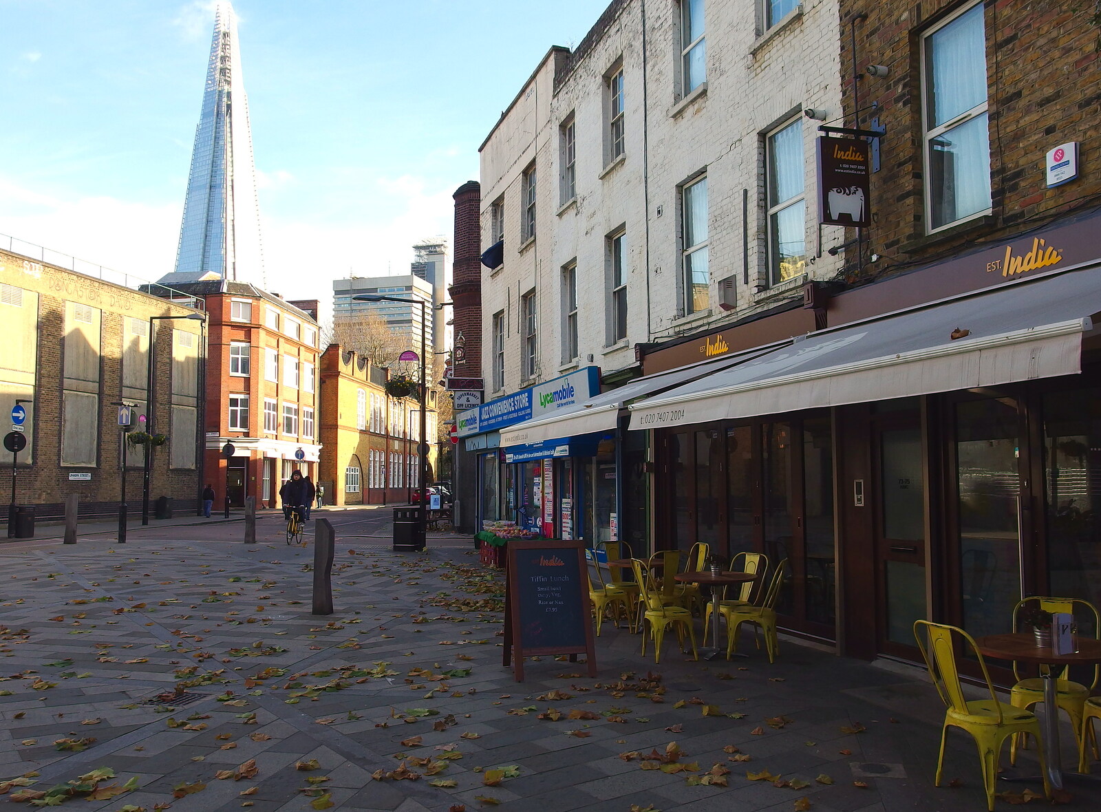 SwiftKey's Arcade Cabinet, and the Streets of Southwark, London - 5th December 2013: Union Street and the Shard
