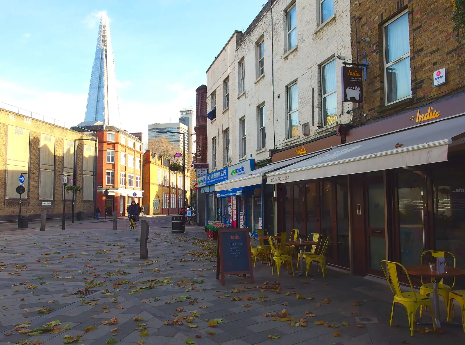 Union Street and the Shard, from SwiftKey's Arcade Cabinet, and the Streets of Southwark, London - 5th December 2013