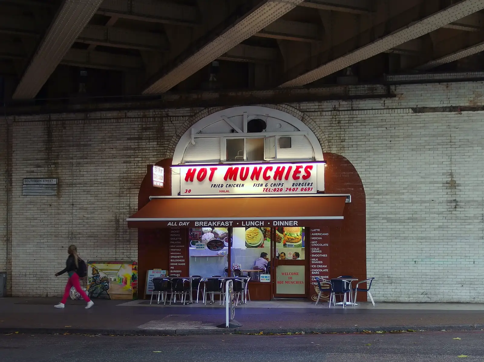 Hot Munchies street café on Southwark Street, from SwiftKey's Arcade Cabinet, and the Streets of Southwark, London - 5th December 2013