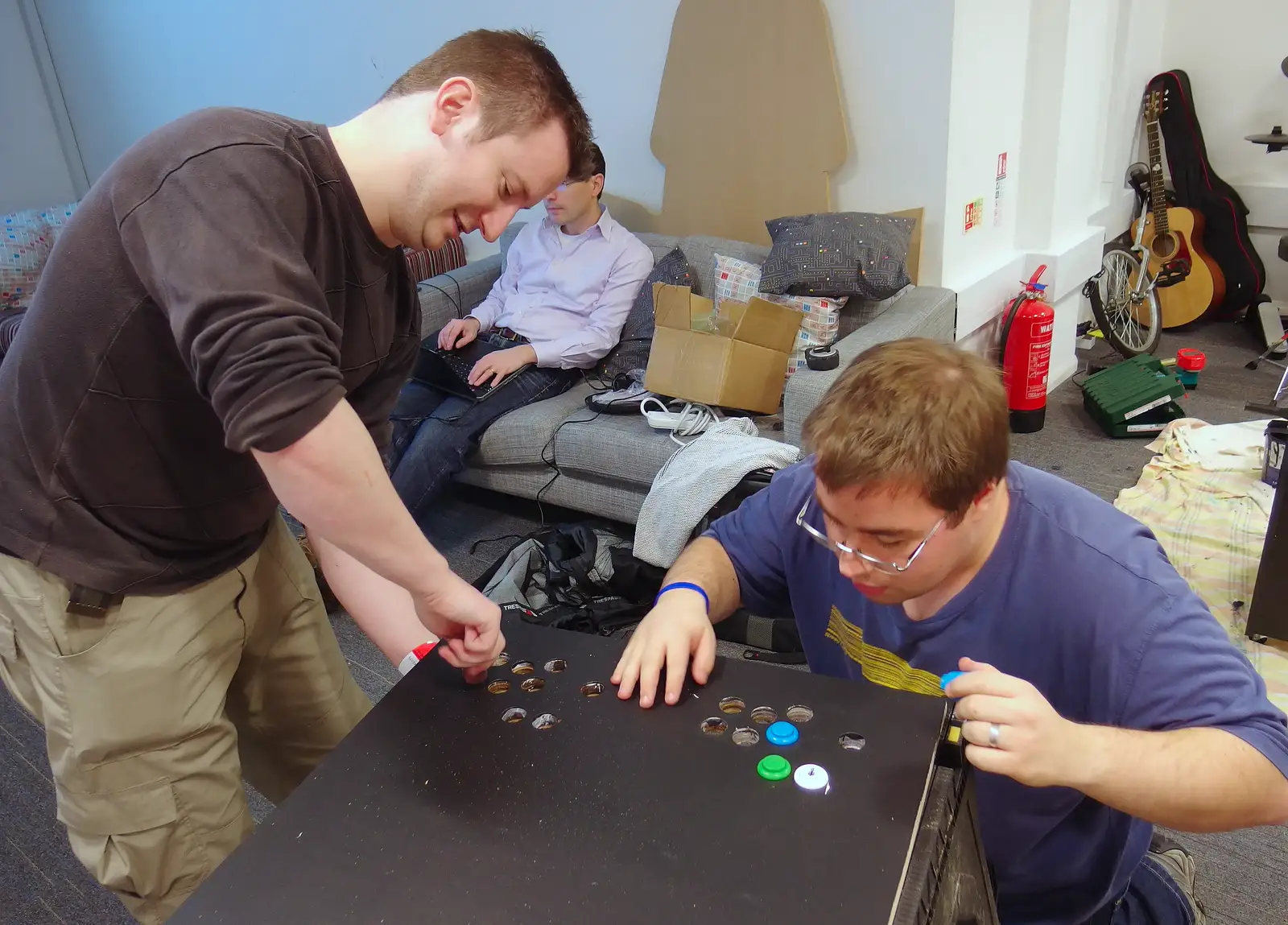 Joe and Craig install buttons, from SwiftKey's Arcade Cabinet, and the Streets of Southwark, London - 5th December 2013