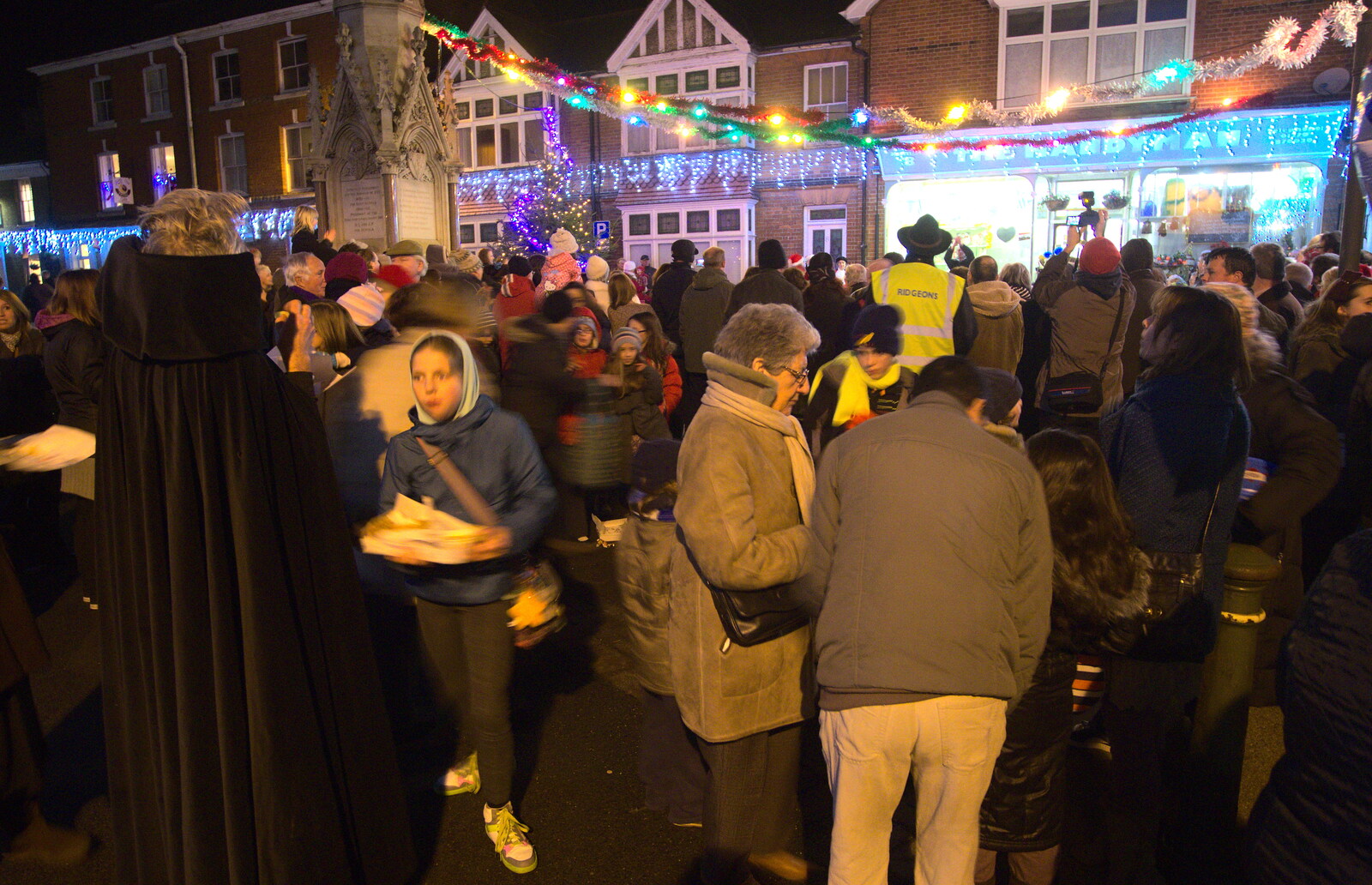 The crowds are out for the lights from The Eye Lights, Eye, Suffolk - 6th December 2013