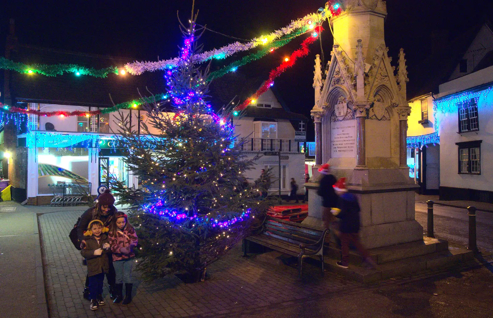 The Christmas Tree, from The Eye Lights, Eye, Suffolk - 6th December 2013