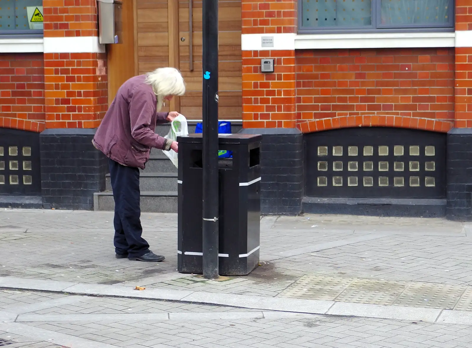 Some dude digs left-over food out of the bin, from A Christmas Party, Brome, Suffolk - 21st December 2013