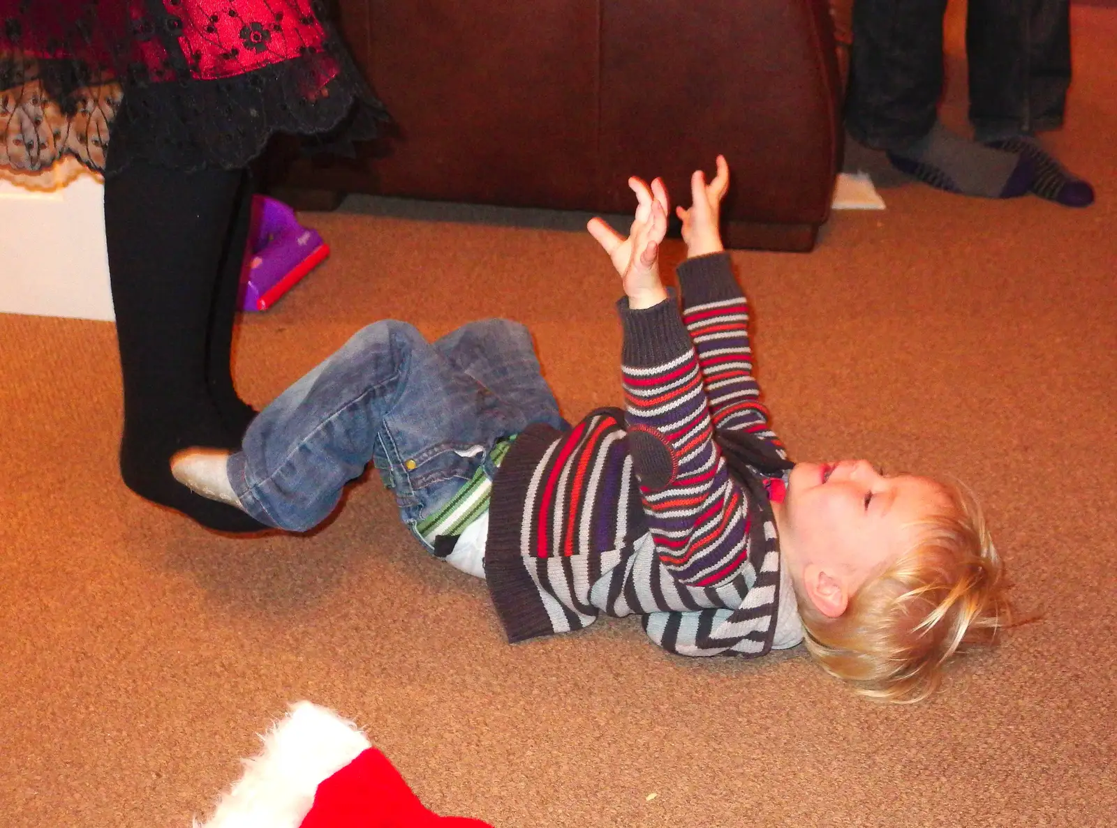 Harry wants up, from A Christmas Party, Brome, Suffolk - 21st December 2013