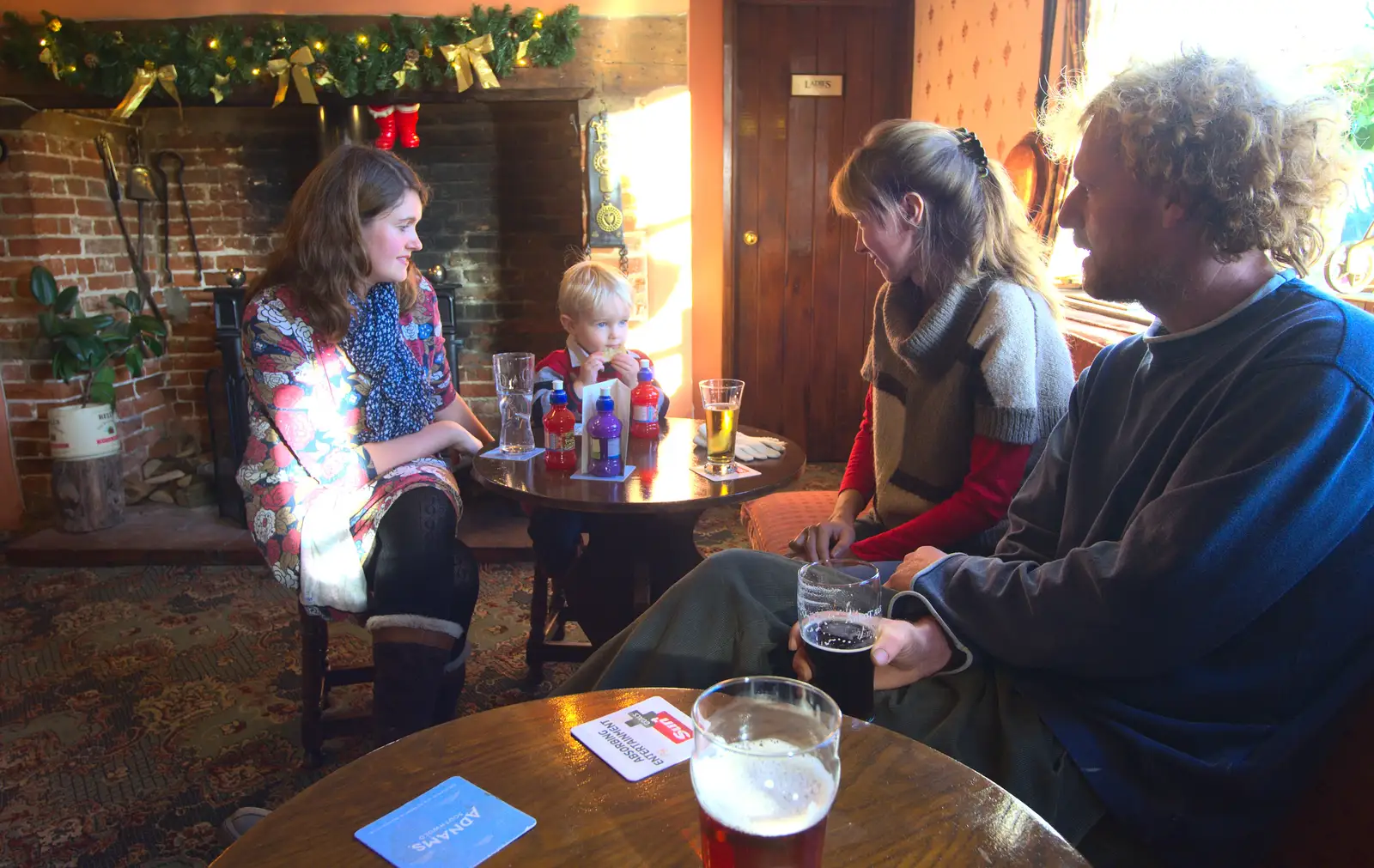 Harry chats to Martina, from Christmas Day and all that, Brome, Suffolk - 25th December 2013