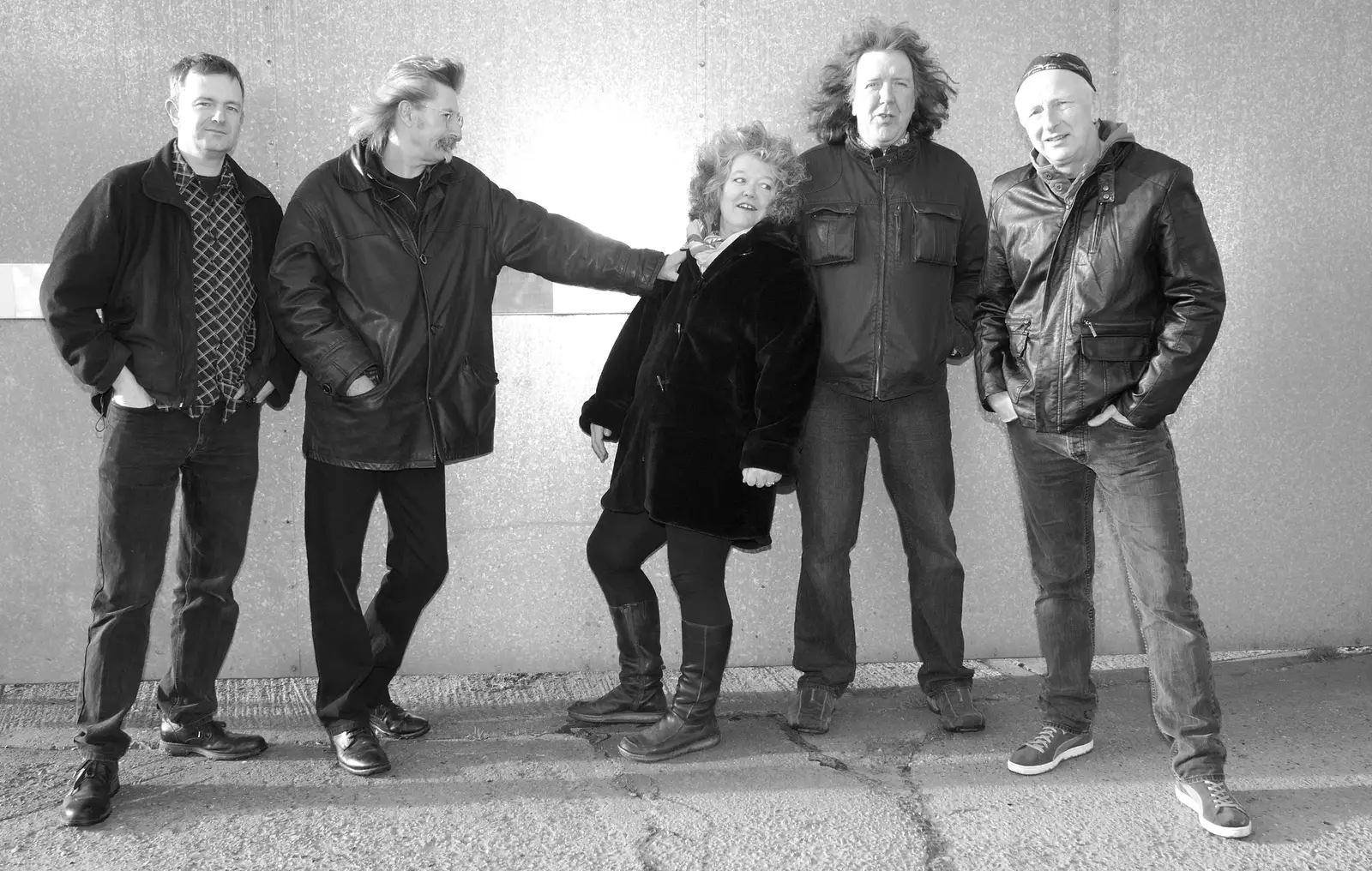 Rob pretends to push Jo into Max, from The BBs Photo Shoot, BOCM Pauls Pavilion, Burston, Norfolk - 12th January 2014