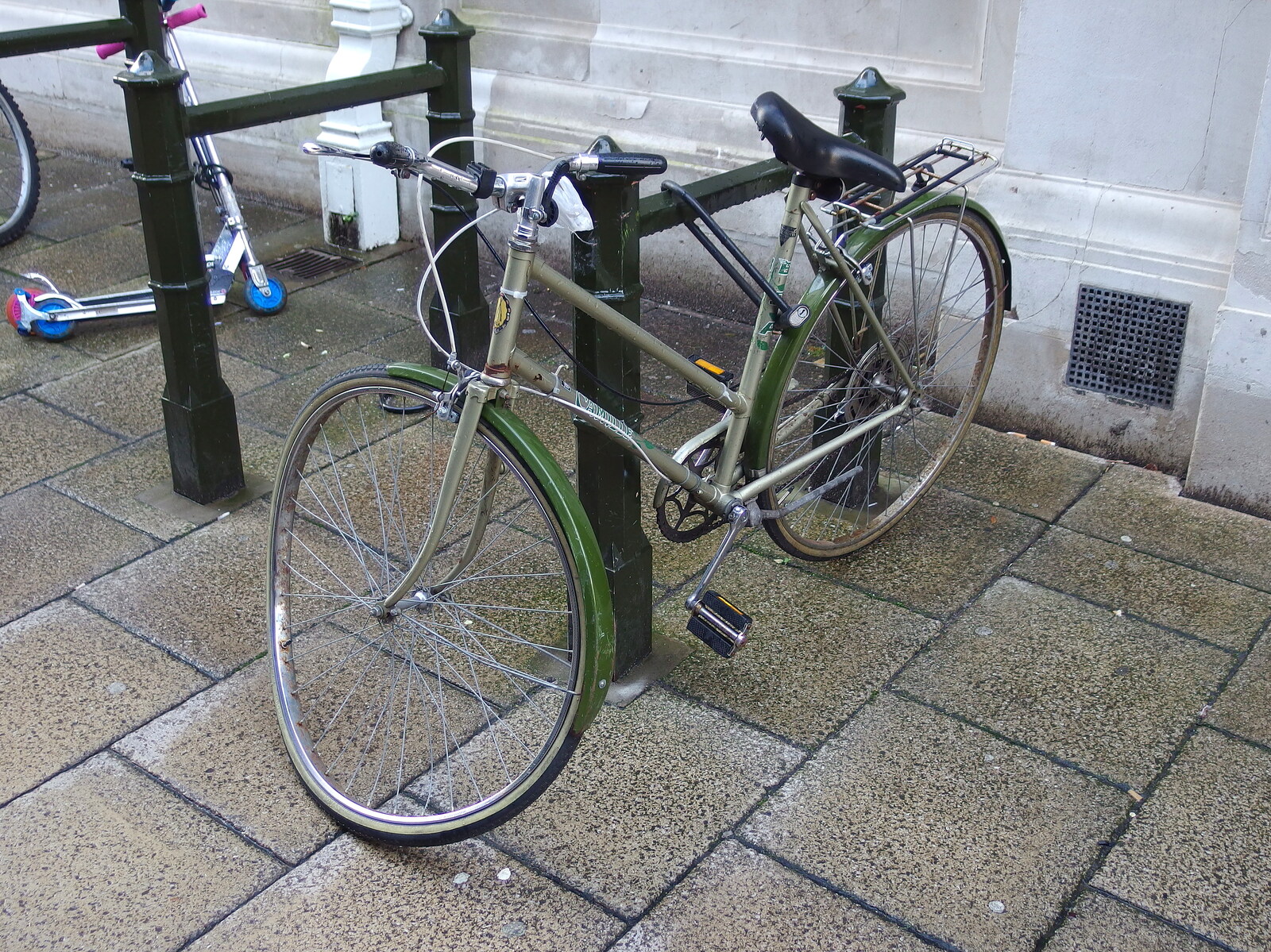 A bicycle - Cambridge style from A Dragoney Sort of Day, Norwich, Norfolk - 15th February 2014