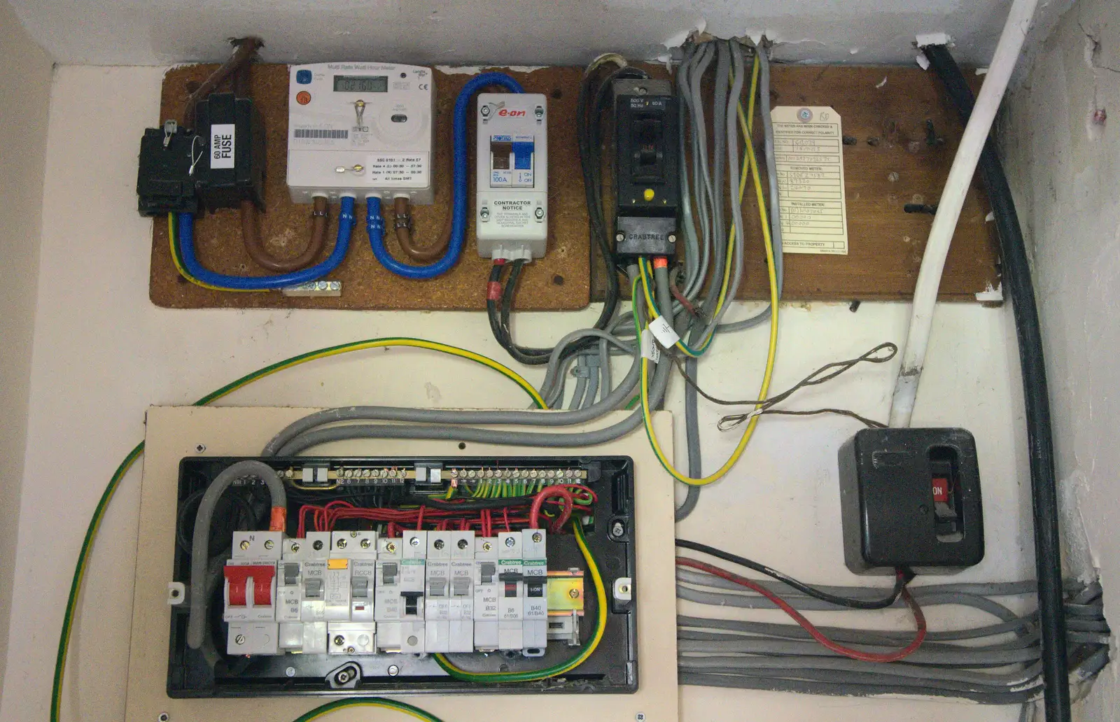 Nosher's previous 1990s consumer unit, from Building Progress: Electrical Second Fixing, Brome, Suffolk - 4th March 2014