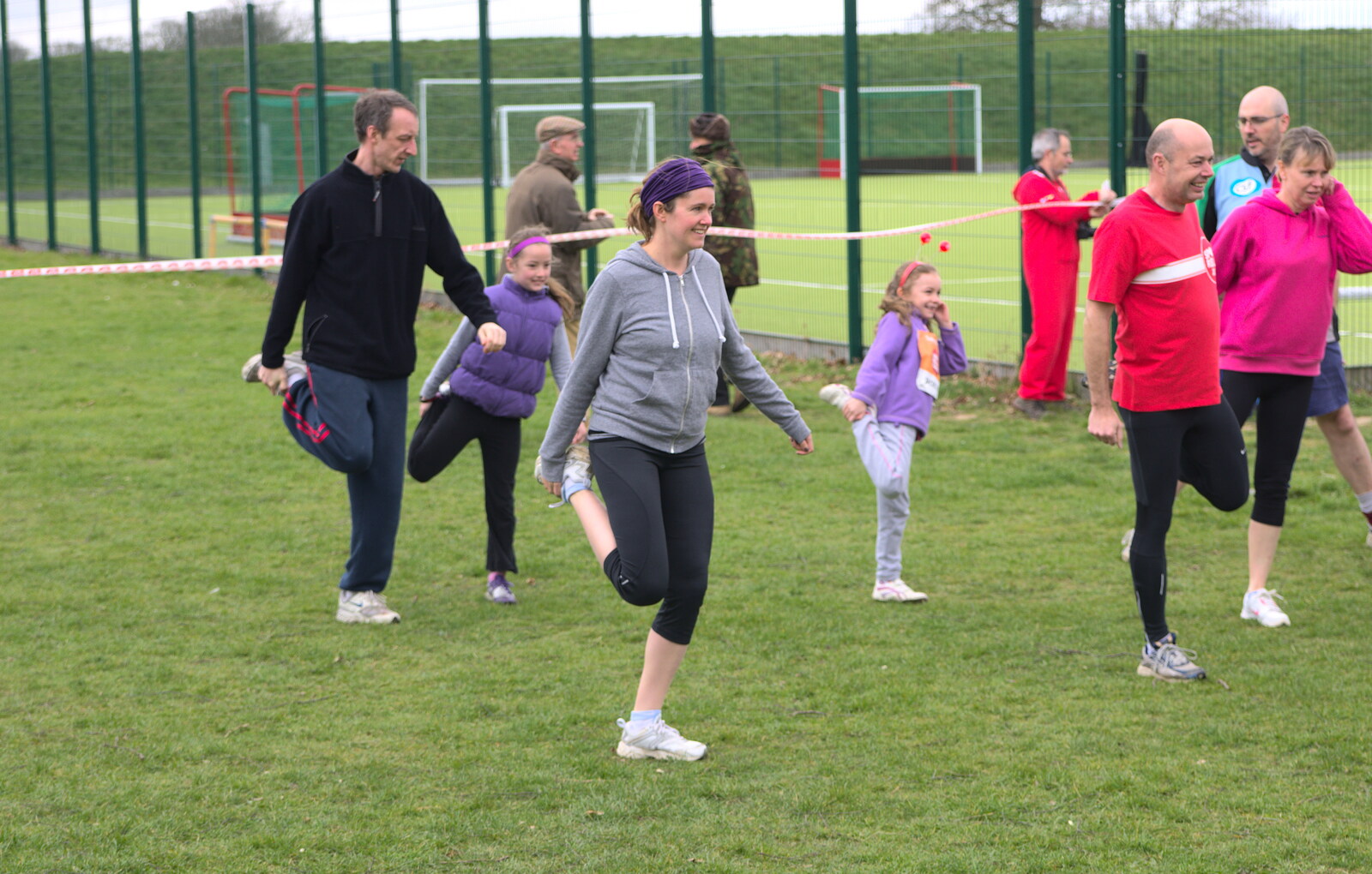 More leg stretches from Isobel's Fun Run, Hartismere High, Eye, Suffolk - 23rd March 2014
