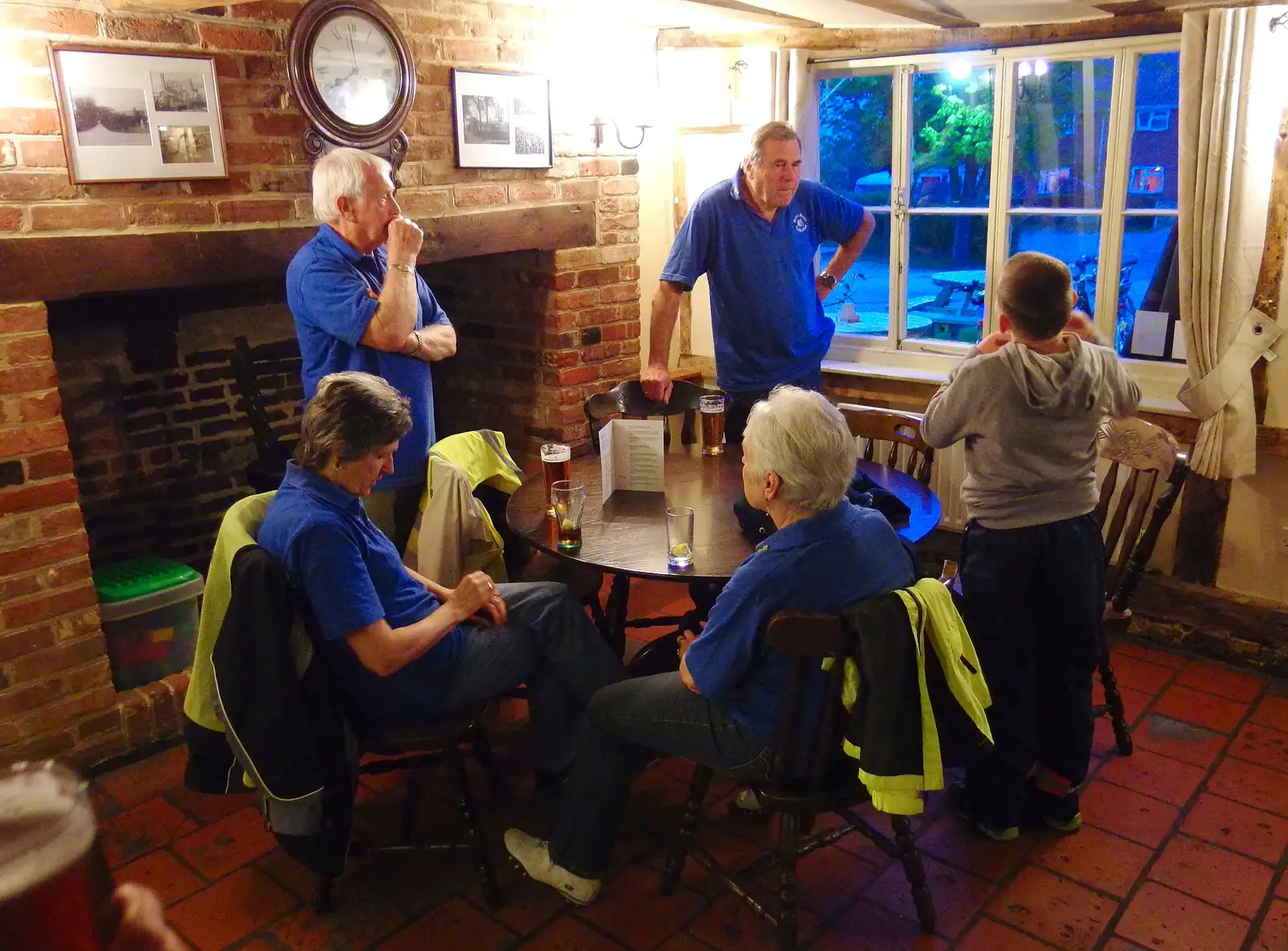 The 'Saga' table at Thorndon, from The BSCC at The Black Horse, and an April Miscellany, Thorndon, Diss and Eye, Suffolk - 10th April 2014