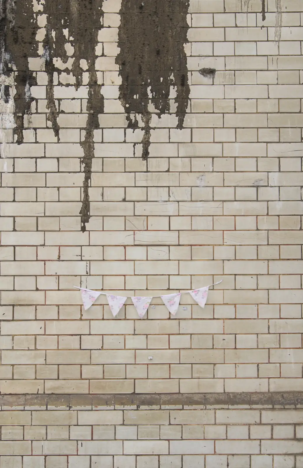 A very short section of bunting on a wall, from Brantham Dereliction, and a SwiftKey Photoshoot, Suffolk and Southwark - 29th April 2014