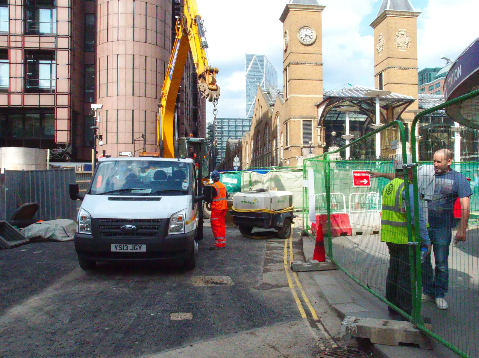 It's a bit chaotic outside Liverpool Street, from The BSCC at the Burston Crown, and the Oaksmere Re-opens, Brome, Suffolk - 1st May 2014