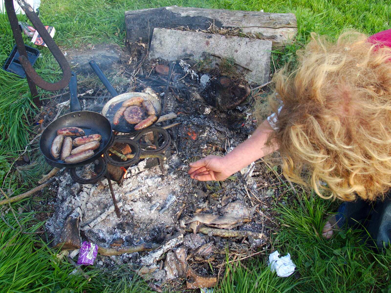 Wavy checks the fire from BBs' Coldest Gig and a Wavy Barbeque, Botesdale and Stuston, Suffolk, 3rd May 2014
