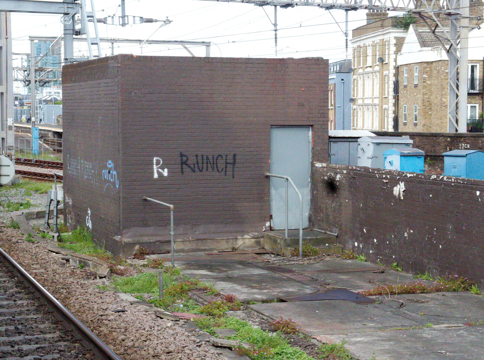 Runch gets some simple tags in from A May Miscellany, London - 8th May 2014
