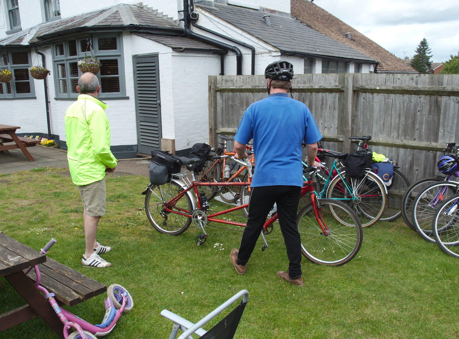 The tandem appears from A Return to Bedford: the BSCC Annual Weekend Away, Shefford, Bedfordshire - 10th May 2014