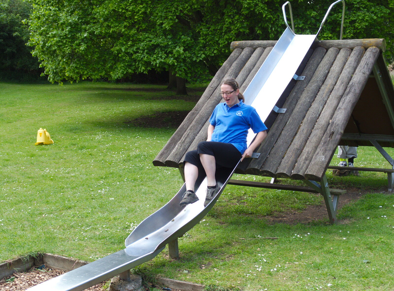 Suey has a go of the slide from A Return to Bedford: the BSCC Annual Weekend Away, Shefford, Bedfordshire - 10th May 2014
