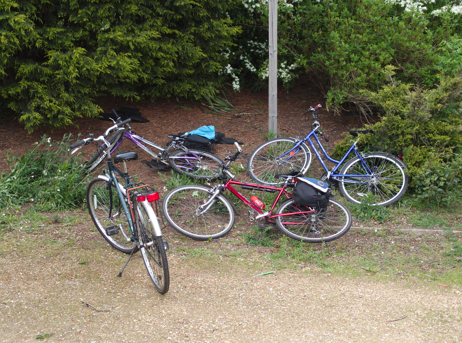 The early group have abandoned their bikes from A Return to Bedford: the BSCC Annual Weekend Away, Shefford, Bedfordshire - 10th May 2014