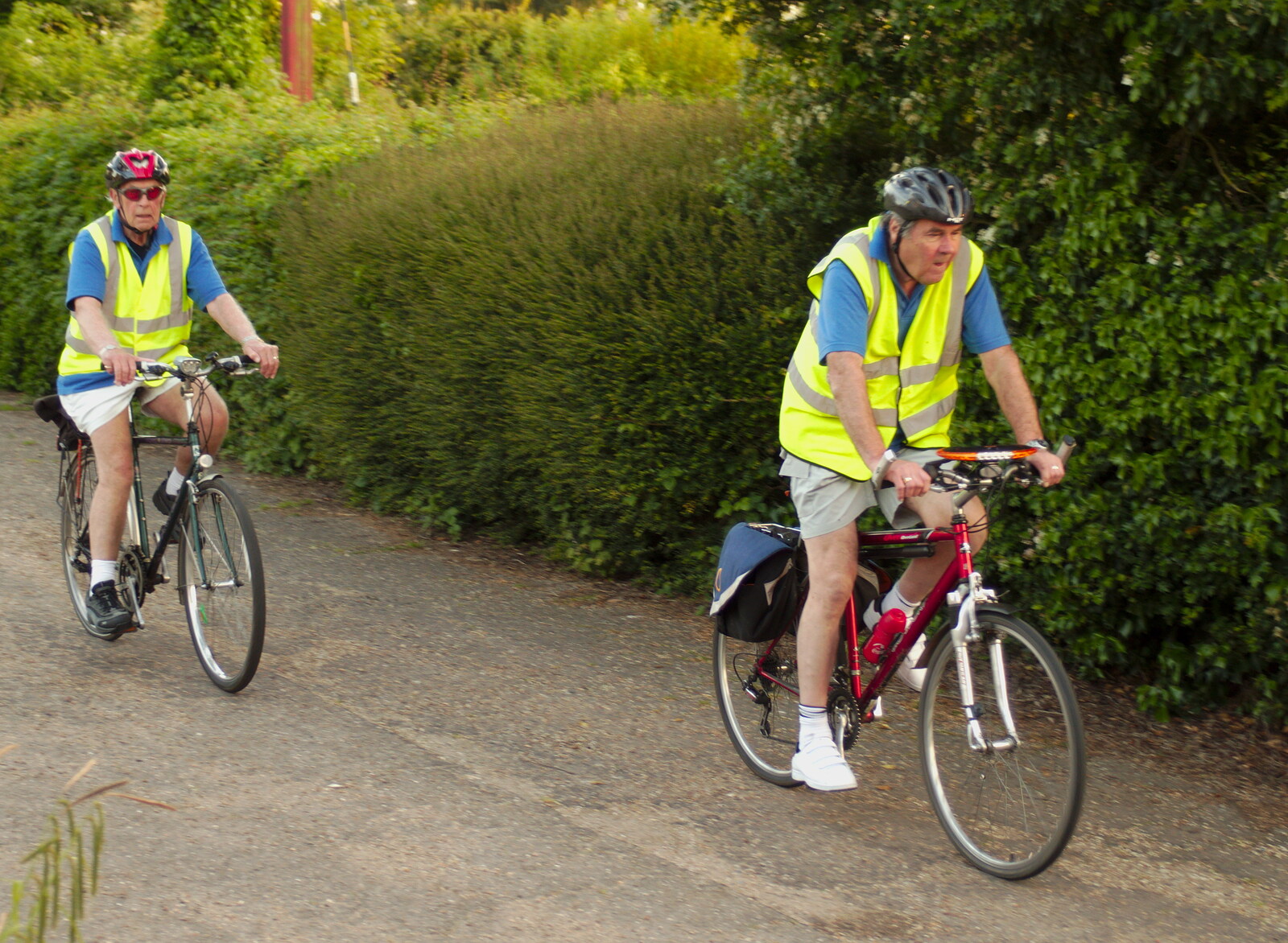 Colin and Alan arrive a few minutes later from The BSCC at The Crown, Bedfield, Suffolk - 15th May 2014