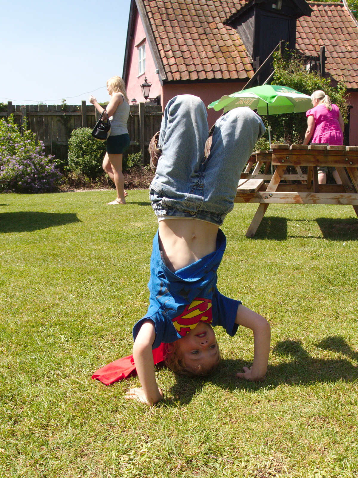 Fred does a head stand from Thornham Four Horseshoes, and the Oaksmere, Brome, Suffolk - 17th May 2014
