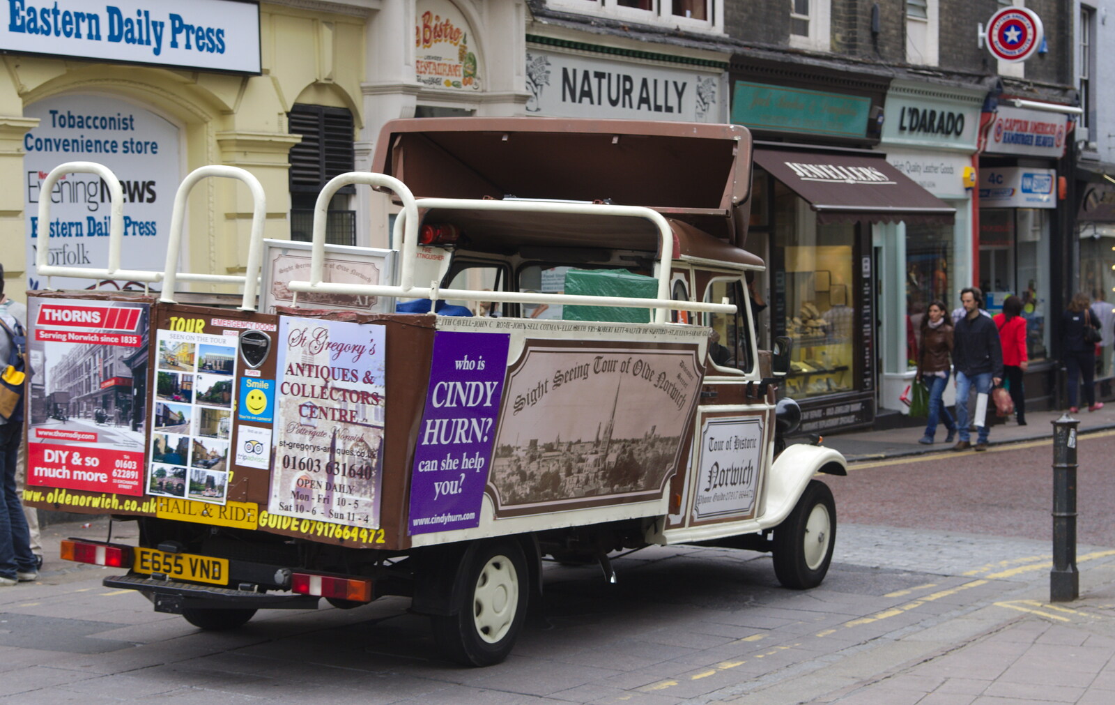 A tour bus trundles down Exchange Street from Sis and Matt Visit, Suffolk and Norfolk - 31st May 2014