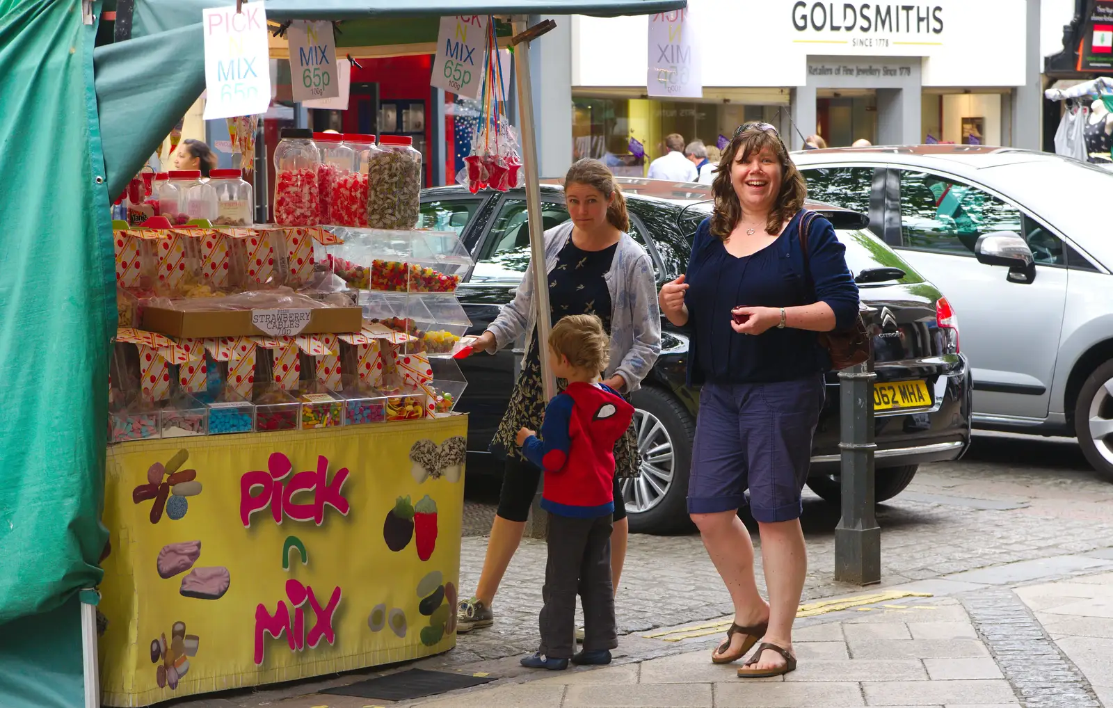 Isobel, Fred and Sis caught out at the pick'n'mix, from Sis and Matt Visit, Suffolk and Norfolk - 31st May 2014