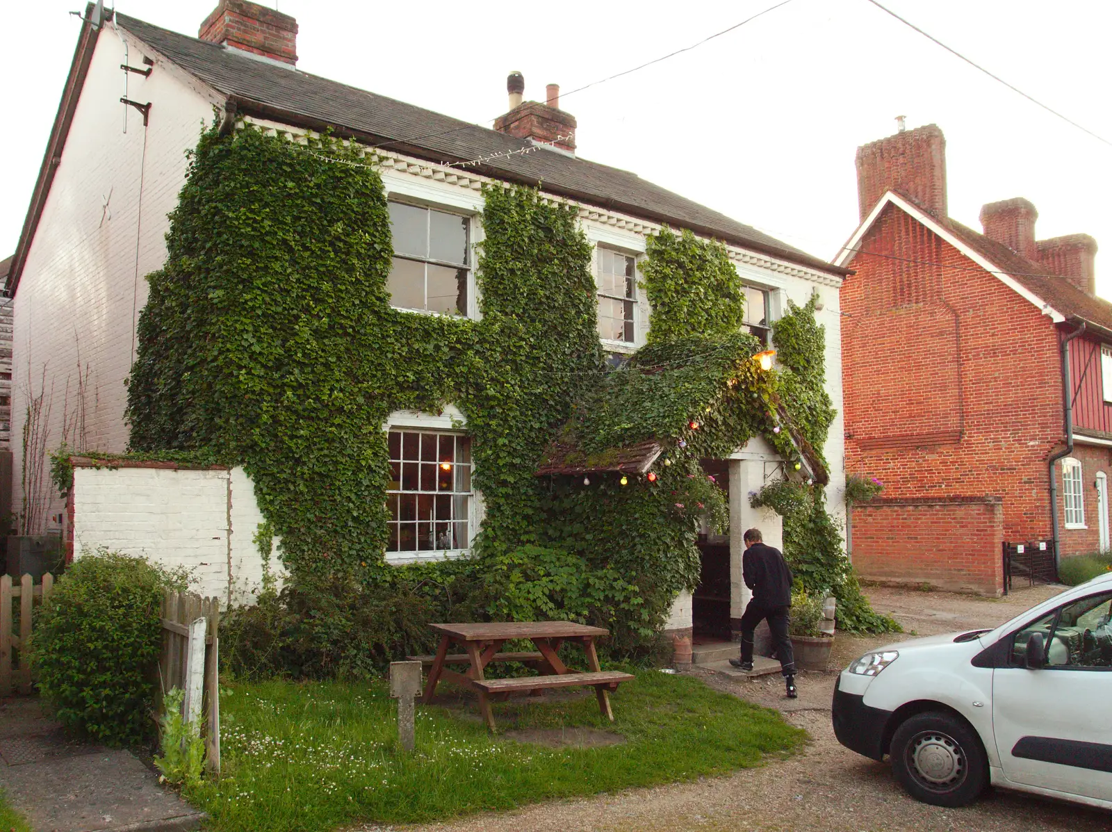 Apple strides into the Victoria, on a mission, from The BSCC at the Victoria, Earl Soham, Suffolk - 5th June 2014