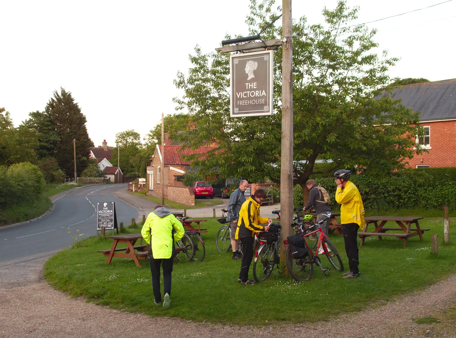 The bike club splinter group rugs up, from The BSCC at the Victoria, Earl Soham, Suffolk - 5th June 2014