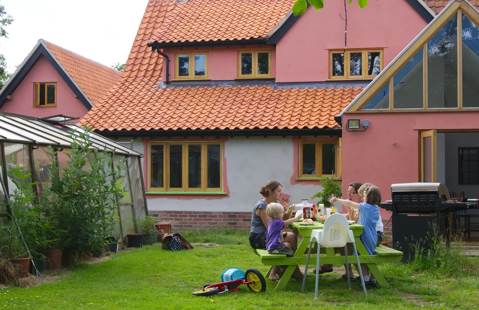 Amelia comes over for tea, from Isobel's Race For Life, Chantry Park, Ipswich - 11th June 2014