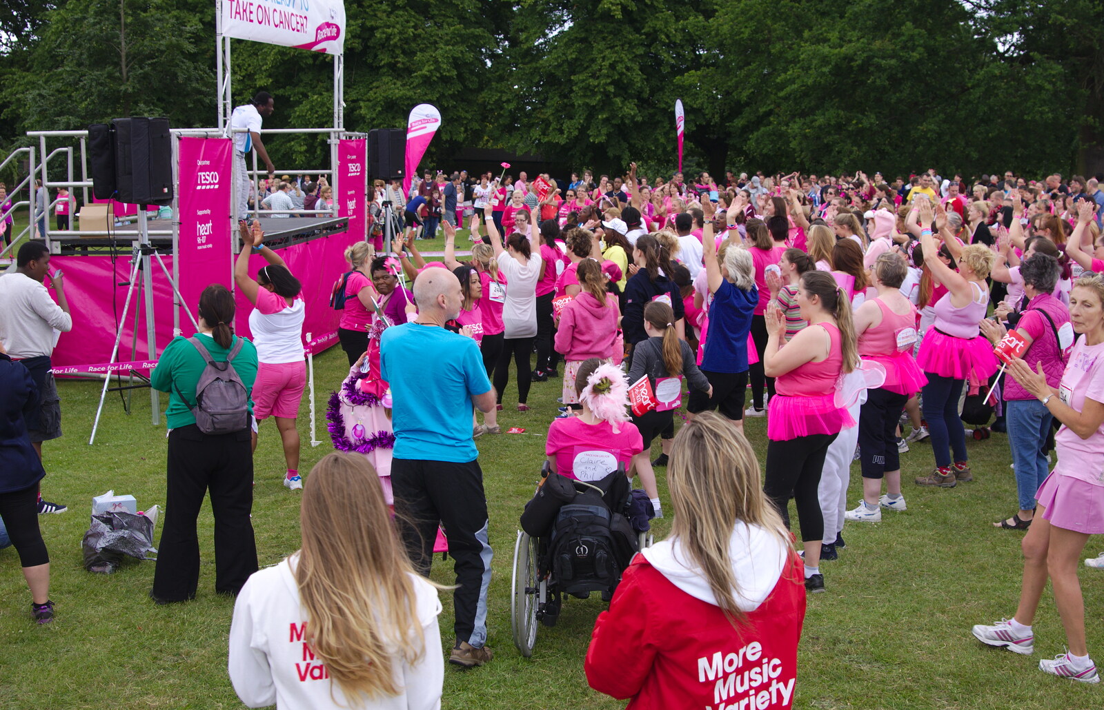 It's a sea of pink in Chantry Park from Isobel's Race For Life, Chantry Park, Ipswich - 11th June 2014