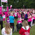 It's a sea of pink in Chantry Park, Isobel's Race For Life, Chantry Park, Ipswich - 11th June 2014